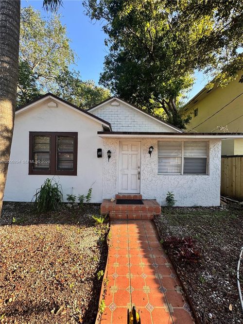 18 Nw 57th St, Miami, FL, 33127-1612 | Card Image