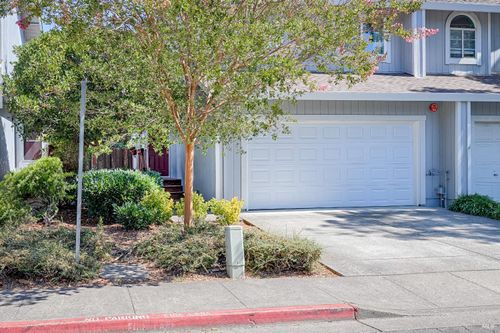 7474 Madera Pl, Rohnert Park, CA, 94928-3604 | Card Image