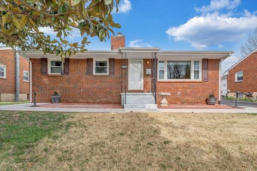 3231 Fleetwood Ave, Roanoke, VA, 24015-4631 | Card Image