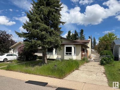 1111 49a St Nw, House other with 4 bedrooms, 2 bathrooms and null parking in Edmonton AB | Image 1