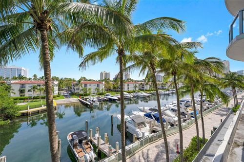 301-3029 Ne 188th St, Aventura, FL, 33180-2989 | Card Image