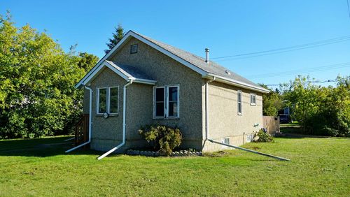 4639 50 Ave, Vermilion, AB, T9X1R7 | Card Image