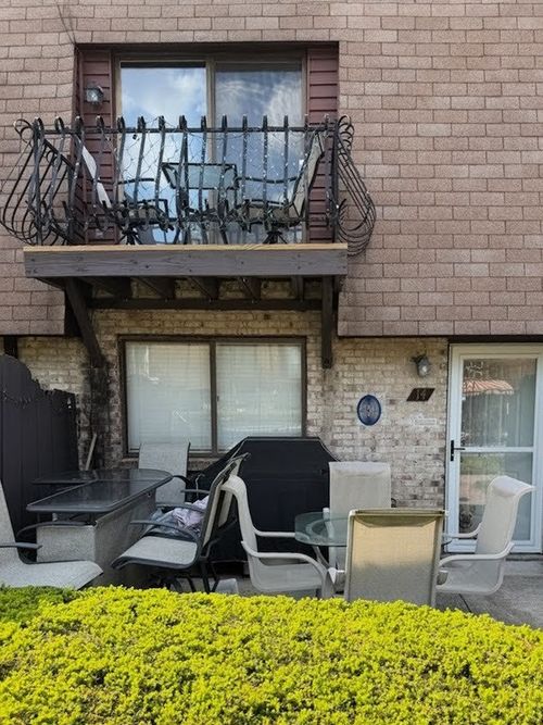 14-7815 Main St, Dayton, OH, 45415-2325 | Card Image