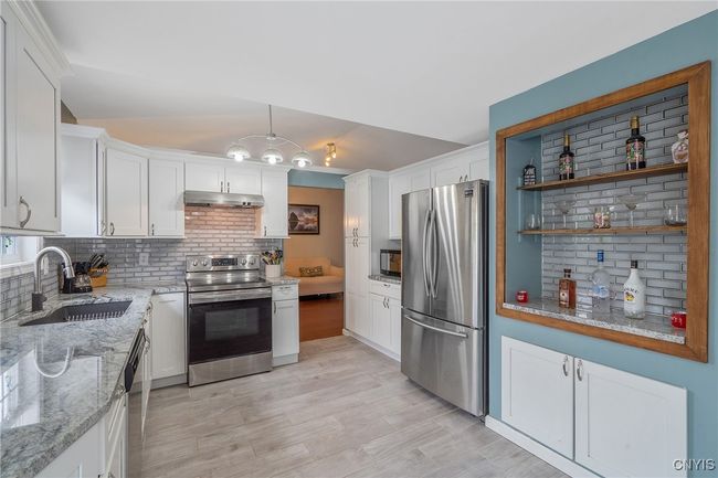 8732 Honeycomb Path, House other with 3 bedrooms, 4 bathrooms and null parking in Cicero NY | Image 13