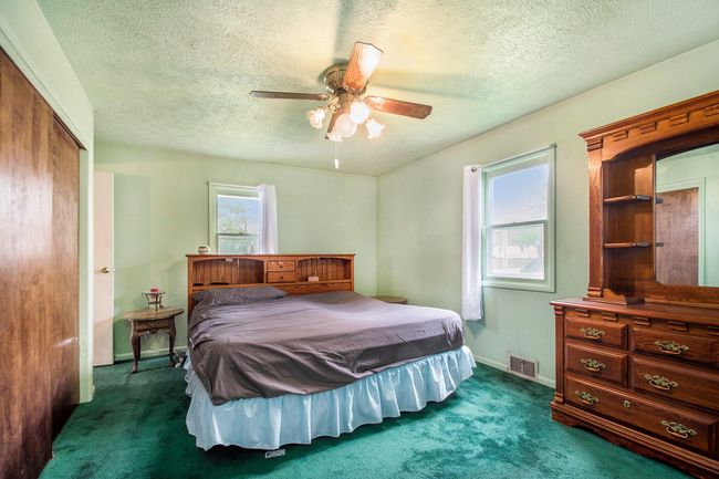 202 Maple St, House other with 3 bedrooms, 1 bathrooms and null parking in Three Oaks MI | Image 11