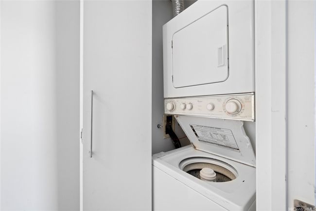 Washer/Dryer in unit. | Image 18