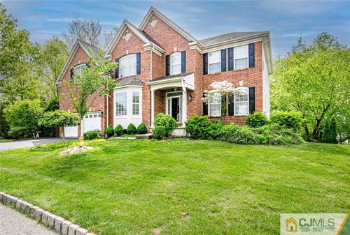 39 Crestview Dr, Clinton, NJ, 08809-2048 | Card Image