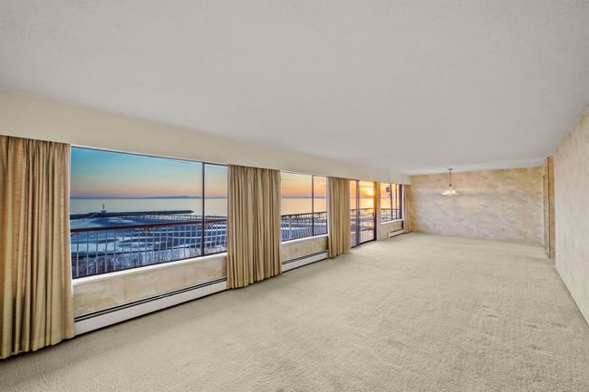 202 - 15147 Marine Drive, Condo with 2 bedrooms, 1 bathrooms and 1 parking in White Rock BC | Image 22