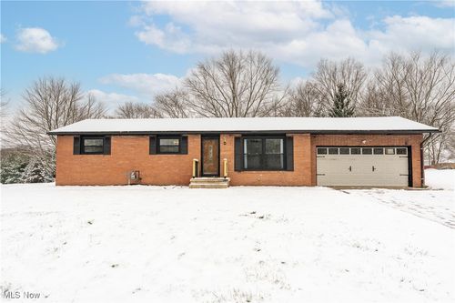 4696 Hurless Dr Sw, Canton, OH, 44706-3814 | Card Image