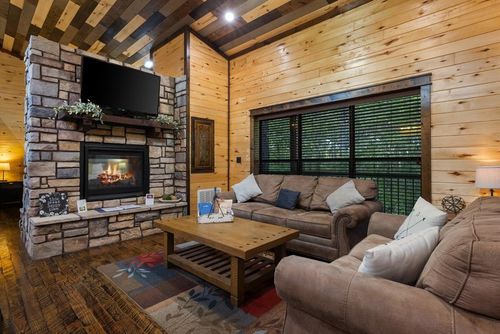 31 Wild Turkey Trail, Broken Bow, OK, 74728 | Card Image