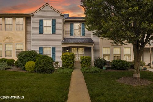 5-18 Remington Dr, Freehold, NJ, 07728-5129 | Card Image