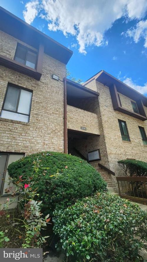 apt-22c-2218 Castle Rock Sq, RESTON, VA, 20191-2236 | Card Image