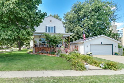 106 S Division Street, Stanford, IL, 61774 | Card Image