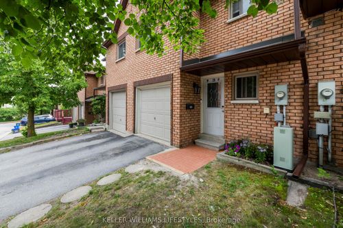 19 Quail Cres, Barrie, ON, L4N6X1 | Card Image