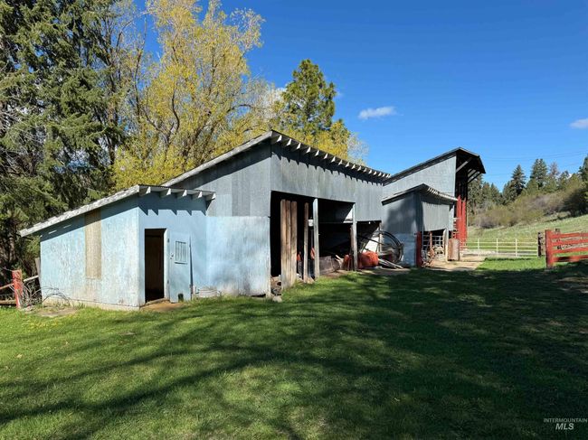 2671 W Fork Rd, House other with 4 bedrooms, 2 bathrooms and 4 parking in Fruitvale ID | Image 33
