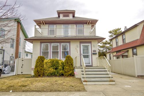 439 W Walnut Street, Long Beach, NY, 11561 | Card Image