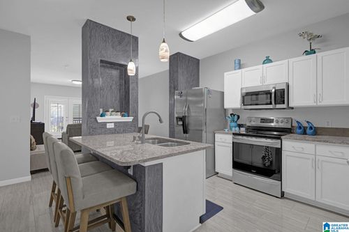 apt-243-2020 5th Ave S, BIRMINGHAM, AL, 35233-2145 | Card Image