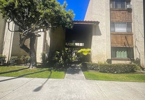 201-1203 E San Antonio Dr, Long Beach, CA, 90807-6822 | Card Image