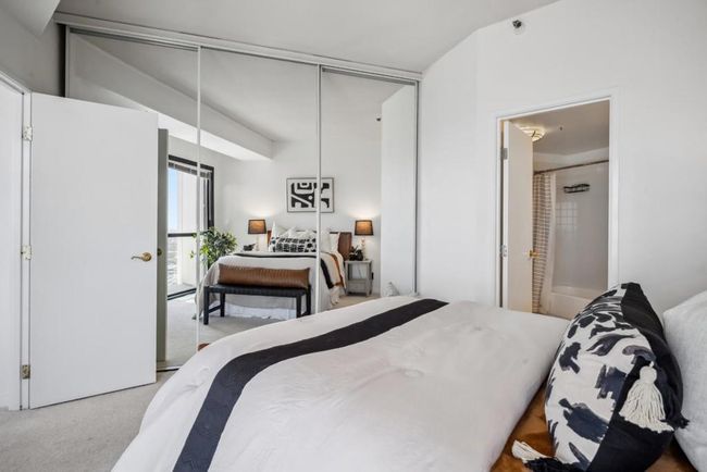 APT-2801 - 6363 Christie Ave, Condo with 1 bedrooms, 1 bathrooms and 1 parking in Emeryville CA | Image 20