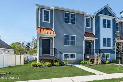 4 - 333 1st Street, Condo with 3 bedrooms, 2 bathrooms and null parking in Keyport NJ | Image 2