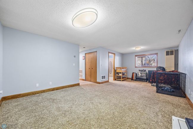 Family Room | Image 15