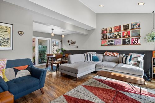 5-1090 Westward Ln, Costa Mesa, CA, 92627 | Card Image