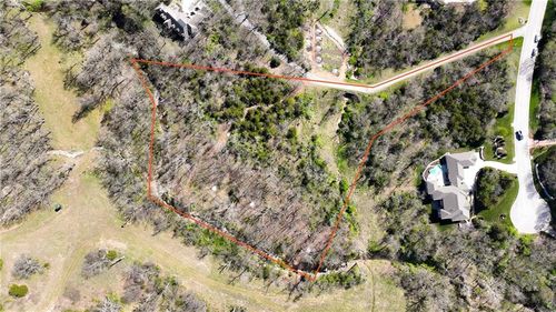 18233 Aberdeen St, Stilwell, KS, 66085-9386 | Card Image