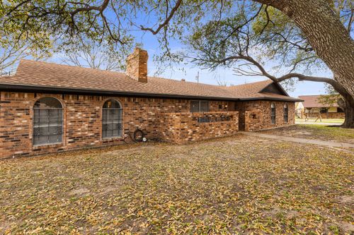 918 Saint Charles Ct, Marlin, TX, 76661-9773 | Card Image