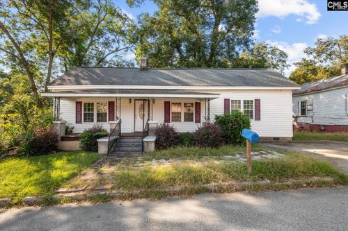821 Crosson St, Newberry, SC, 29108-3255 | Card Image