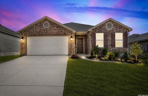 733 Peak Pl, Seguin, TX, 78155-0079 | Card Image
