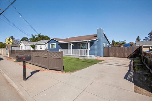 24 Amesti Rd, Watsonville, CA, 95076-1101 | Card Image