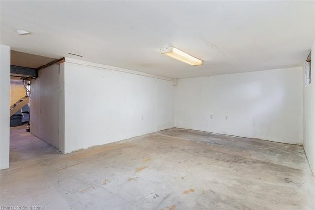 69 Lower Horning Rd, House other with 3 bedrooms, 1 bathrooms and 3 parking in Hamilton ON | Image 30