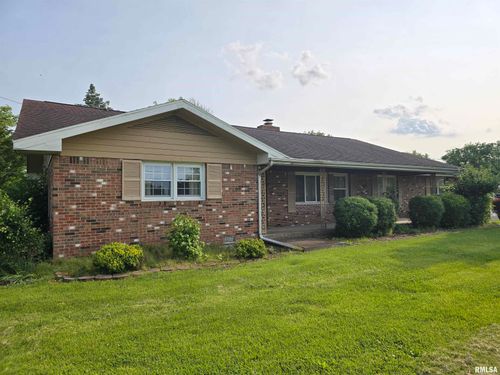 405 Easthaven Dr, Centralia, IL, 62801-5735 | Card Image