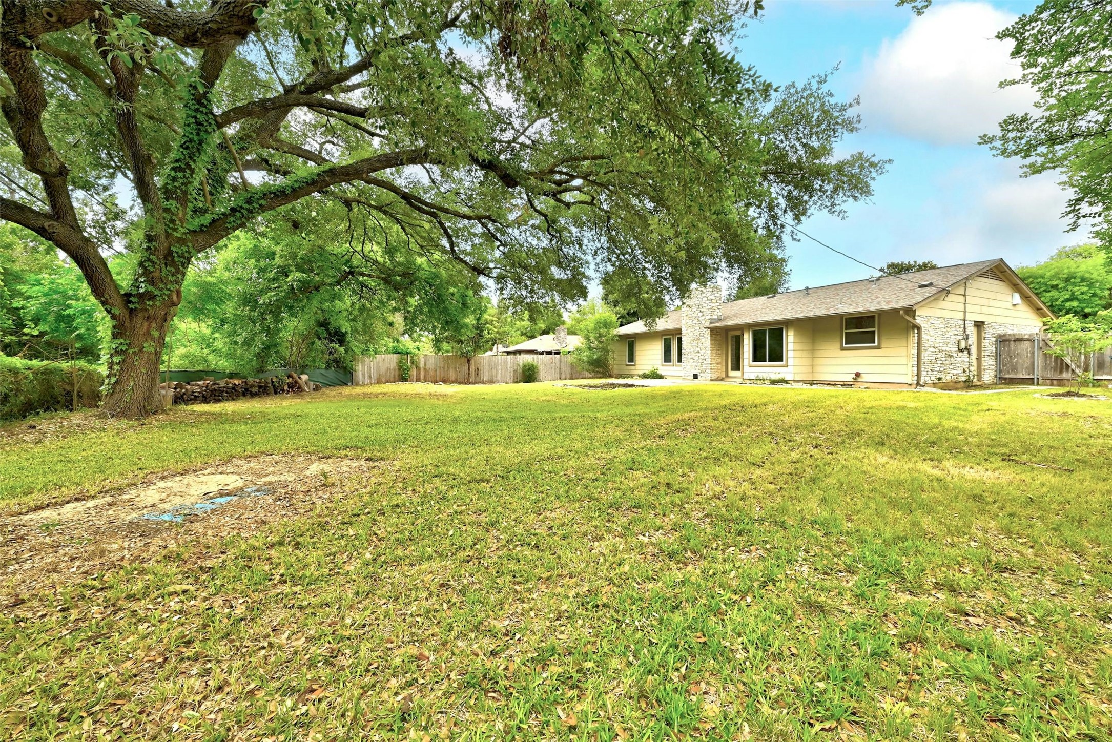Bucknell Dr, Austin, TX 78723