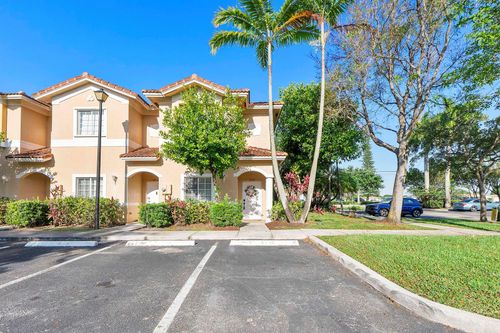 5910 Riverside Ave, Tamarac, FL, 33321-4108 | Card Image