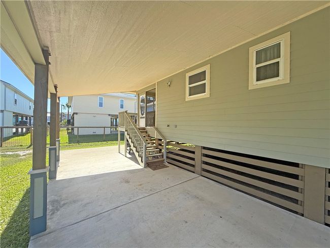 1020 S Live Oak St, House other with 2 bedrooms, 2 bathrooms and null parking in Rockport TX | Image 26