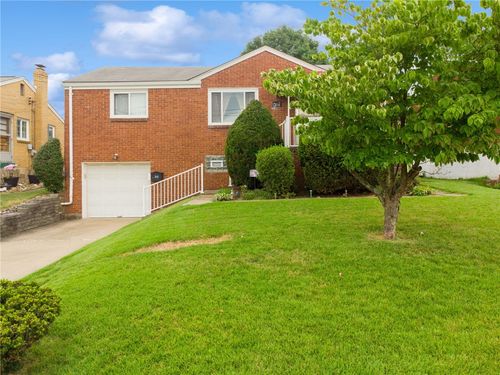 312 Marcella Dr, Mckeesport, PA, 15133-2206 | Card Image