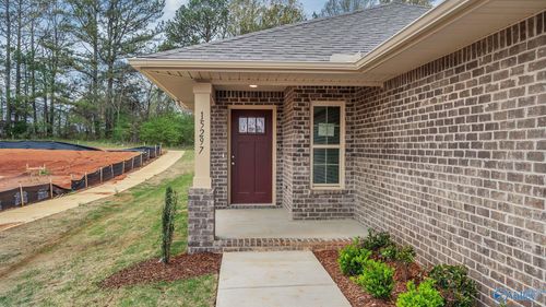 15394 Lapwing Cv, Athens, AL, 35611-4508 | Card Image