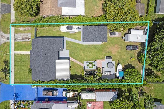10371 Sw 146 Th St, House other with 5 bedrooms, 3 bathrooms and null parking in Miami FL | Image 49