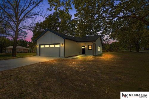 305 S A St, Blue Springs, NE, 68318-3500 | Card Image