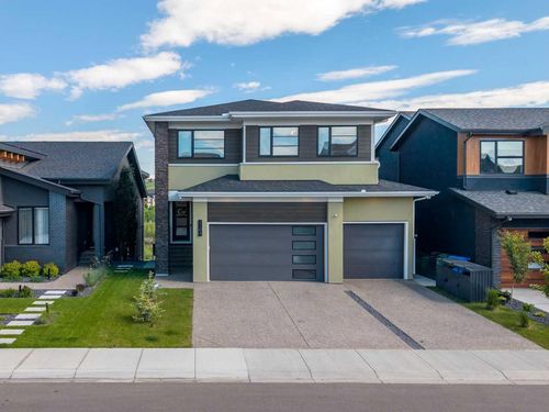 1104 Cranbrook Gdns Se, Calgary, AB, T3M3L3 | Card Image