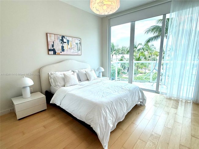 TWN4 - 50 S Pointe Dr, Condo with 4 bedrooms, 5 bathrooms and null parking in Miami Beach FL | Image 11