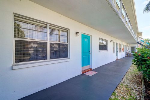 apt-6-5945 21st St N, ST PETERSBURG, FL, 33714-1549 | Card Image