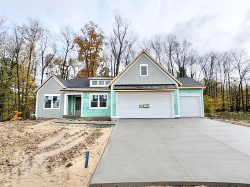 5964 Claymont Ct Se, Caledonia, MI, 49316-8586 | Card Image