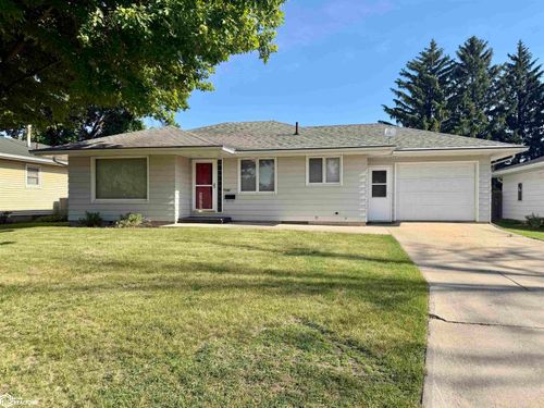 1107 4th Ave, Ackley, IA, 50601-1717 | Card Image