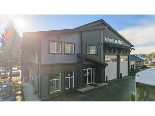 8630 Chilliwack Mountain Road, Chilliwack, BC, V2R3W8 | Card Image