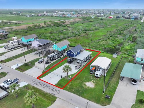 888 S East Rd, Crystal Beach, TX, 77650 | Card Image