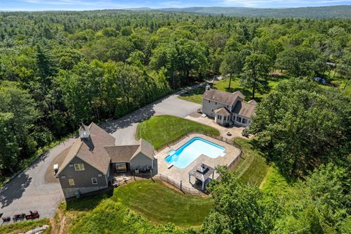 113 South Rd, Deerfield, NH, 03037-1708 | Card Image
