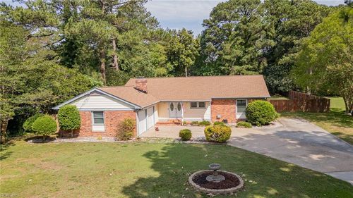 3124 Winchester Ln, Virginia Beach, VA, 23452-7044 | Card Image