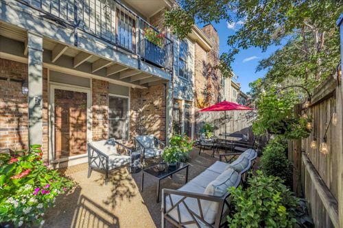 d-699 Hotchkiss Ln, Memphis, TN, 38104-5020 | Card Image